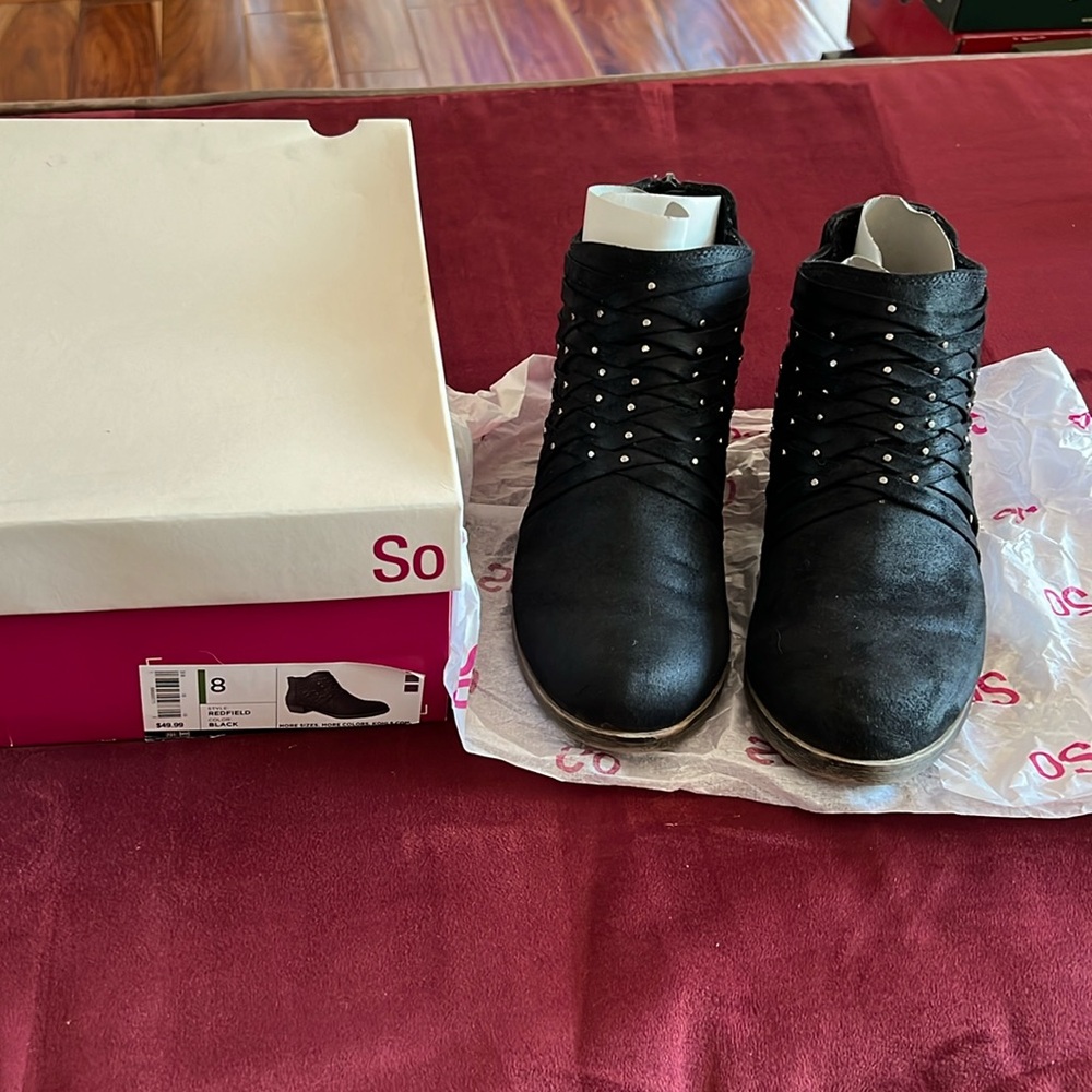 EUC black embellished ankle booties with heels (size 8)